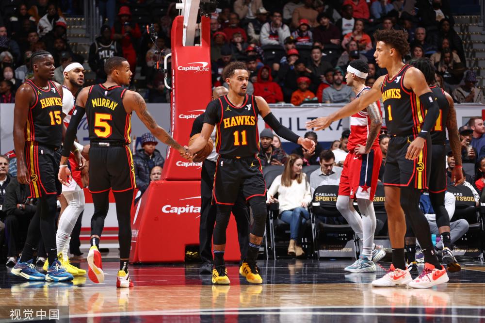 迪马济奥：米兰还在选择锋线引援对象，并考察了霍伊伦.