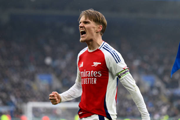 不断扩大 不断扩大