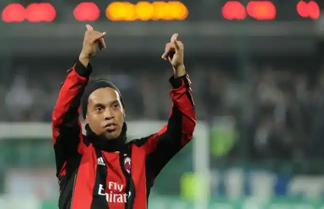 比兴奋和欣 比兴奋和欣